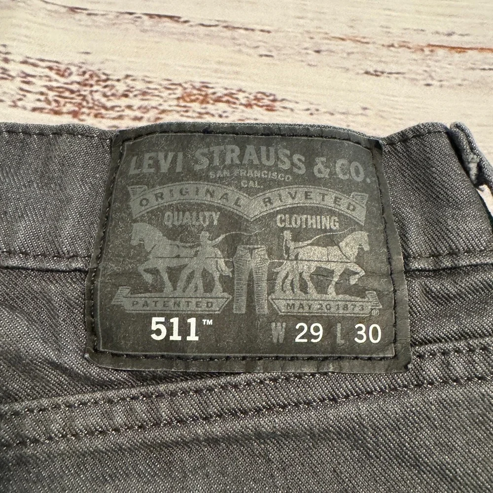 Levis 511 Jeans Black Denim Straight Fit Men's Size 29x30 (Fits 29x27)‎